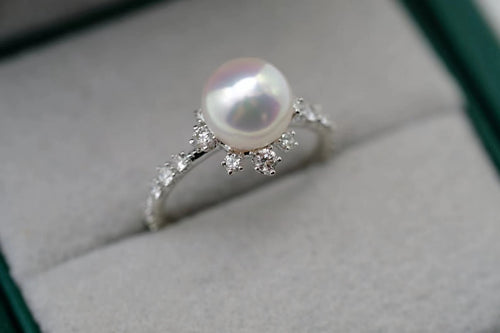 8mm Pearl Ring With Diamonds