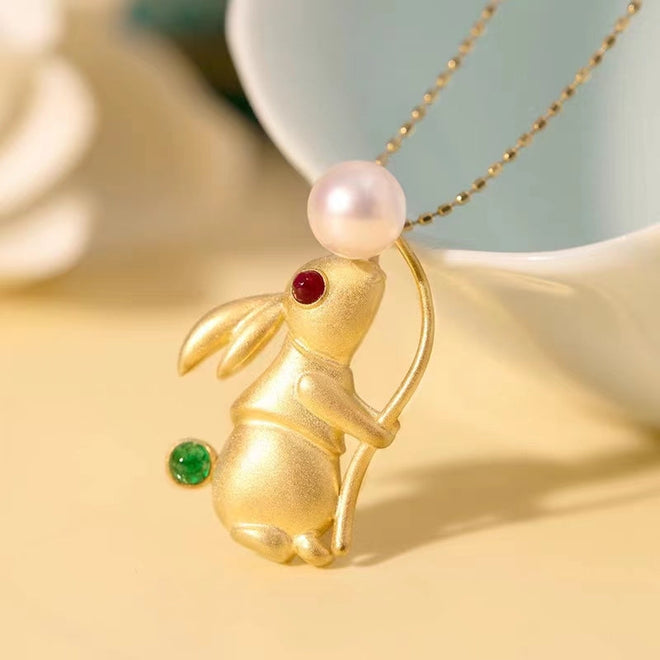 Akoya pearl Pendant with Emerald Ruby