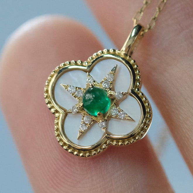 Emerald Pendant With Mother of pearl Diamond