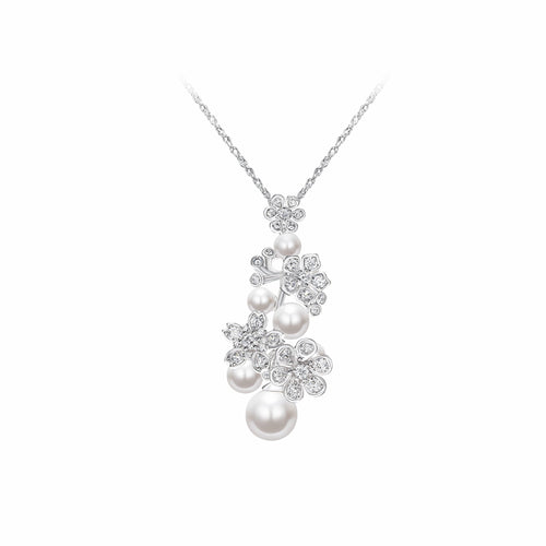 Floral design silver pearl necklace with moissanites