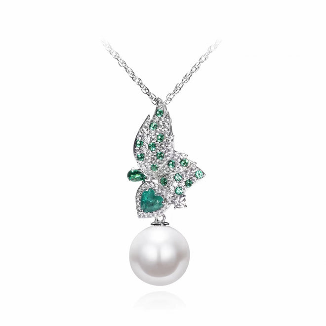 White pearl silver necklace with green zircon