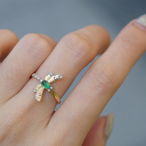 Emeralds Ring With Diamond