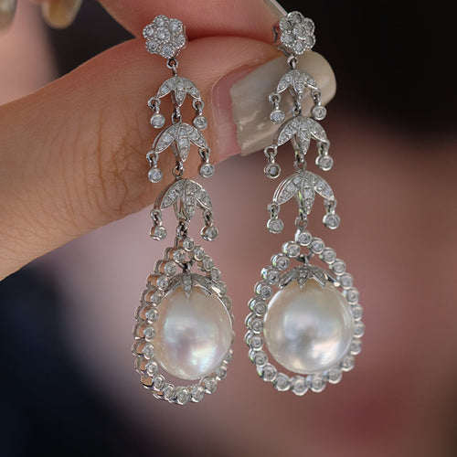 Salt Water Baroque Pearl Earring with Diamond