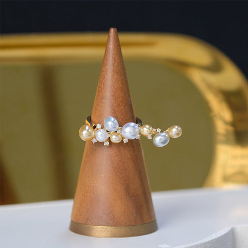 Keshi Ring With Diamonds