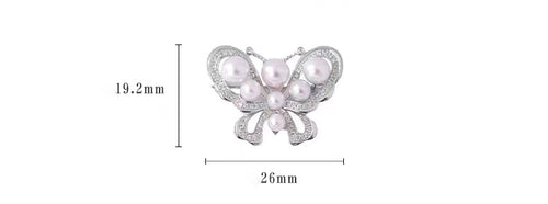 Akoya Pearl Brooch With Diamond