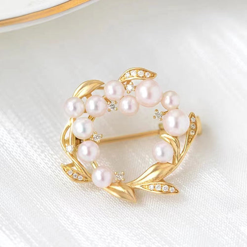 Akoya Pearl Brooch With Diamond