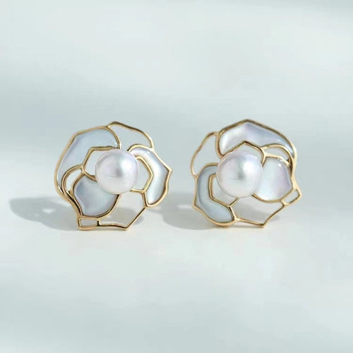 Akoya Pearl Earrings with Mother of pearl