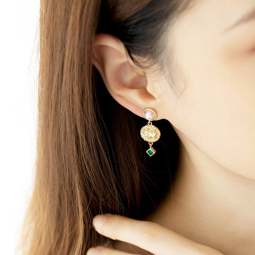 Akoya Pearl Earrings with Emerald