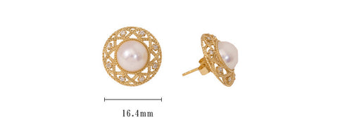 Akoya Pearl Earrings with Diamond