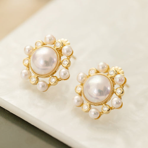 Akoya Pearl Earrings with Diamond