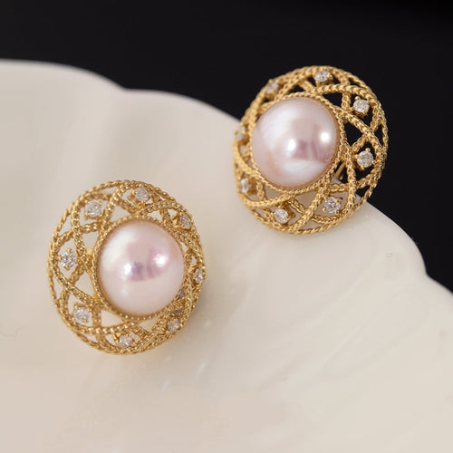 Akoya Pearl Earrings with Diamond