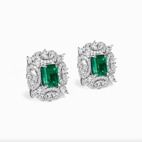 side view of Emerald Earrings With Moissanite And Filigree