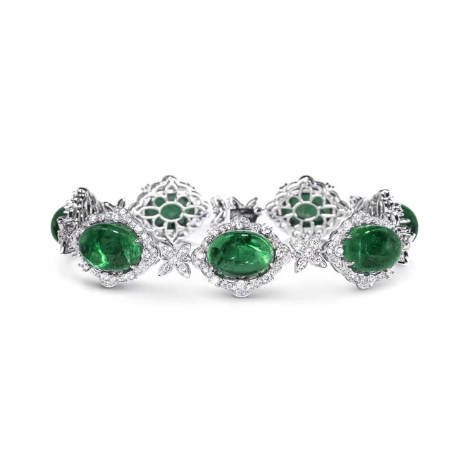 front view of Cabuchon emerald bracelet in silver