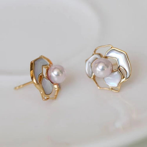 Akoya Pearl Earrings with Mother of pearl