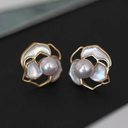 Akoya Pearl Earrings with Mother of pearl