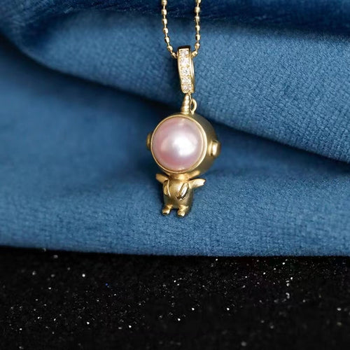 Akoya Pearl Pendant with Diamond