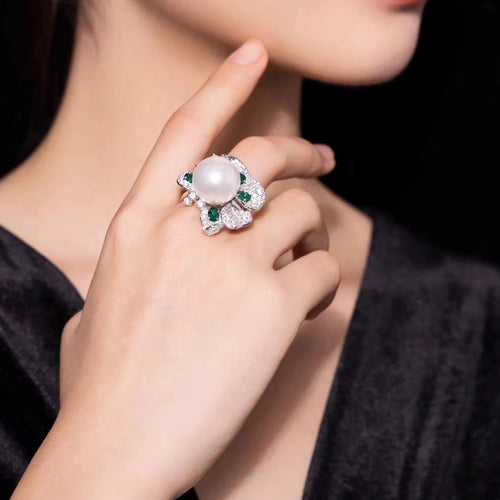 lady wearing White pearl cocktail ring in silver